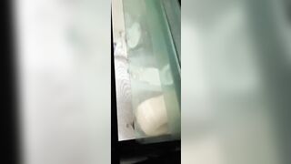 Quay lén em hàng xóm tắm mông to vú bự siêu dâm phần 1