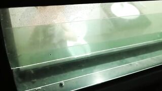 Quay lén em hàng xóm tắm mông to vú bự siêu dâm phần 2