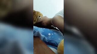 Xin đụ em họ gái non tơ 16 tuổi vì quá nứng cặc, nó cho đụ nhưng không cho quay mặt.