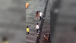 Đánh ghen dành cu thật cuốn hút, vú to váy ngắn.