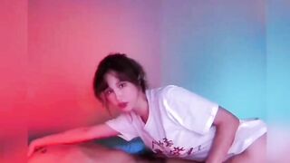 2 em sinh viên 69 trong nhà nghỉ