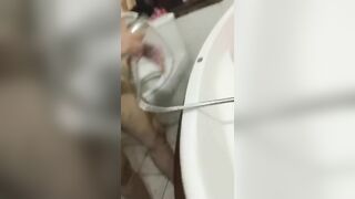 Vợ bầu, nên con rể địt mẹ vợ cho đỡ nứng