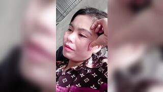 Chị bị bồ bỏ, có em Zai nào động viên Chị không
