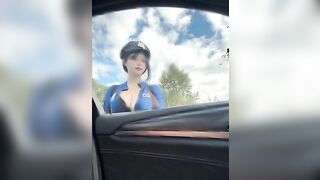 Nữ cảnh sát biển thái, Bắt Tội phạm vào Rừng Bóp Vú, Móc lồn thủ dâm quay video live