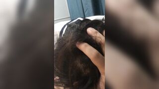 nay ốm được bé sinh viên hóa thân thành cô y tá giúp anh khám bệnh
