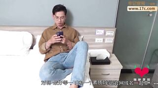 Gạ em đồng nghiệp xinh vú bự bím múp đến nhà nhậu rồi đè e ra đụ tung lồn cho e sướng