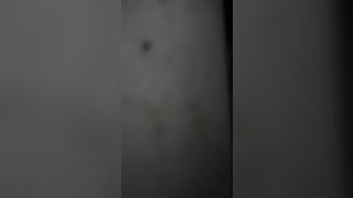 quay lén em gái cạo bím không long đi vệ sinh