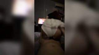 Vợ tôi đóng vai Người Hầu với Nhân tình trẻ của Cô ấy, tôi rất thích