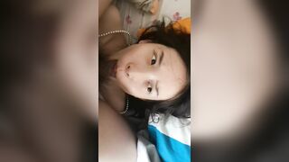 Cho Em Ngậm Xúc Xích Thịt