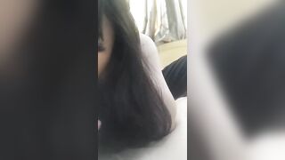 Bắt con em gái bú cu