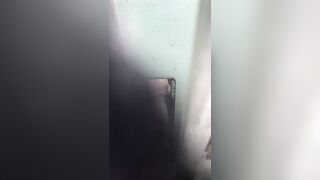 "Mẹ ơi, đừng đưa trai lạ về địt lén bố nữa mà"