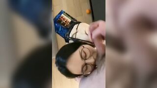 Em yêu bj sướng quá, bắn lên mặt thưởng ngay