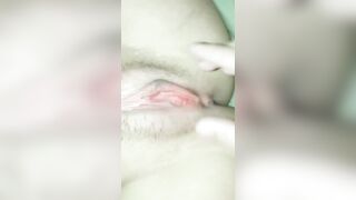 Đã không cho rồi mà cứ đè ra móc