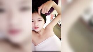 Em gái mới lớn lồn non cùng anh người yêu livestream quan hệ tình dục kiếm tiền P.11