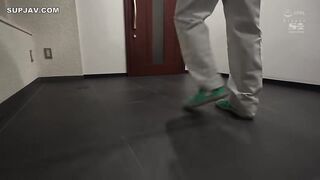 Thợ sửa Bóng đèn, Bóp Vú Cô chủ Goá phụ Vú To LỒN MÚP, bóp vú Đjt cho tê lồn rên rỉ