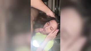 lén lút cùng bé hàng xóm chồng đi làm ăn xa