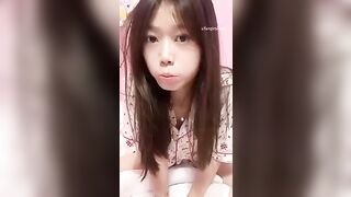 E học sinh bên Trung quốc quay vd bán kiếm tiền thu nhập 4