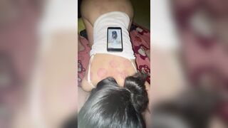 Nhỏ bạn thân đang bệnh