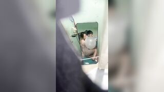 "Mẹ ơi, đừng đưa trai lạ về địt lén bố nữa mà" 3