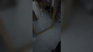 Vô phòng lúc bạn thân 2k4 đang thay đồ