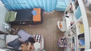 chủ quá spa đi ngủ mà hớ hênh quá