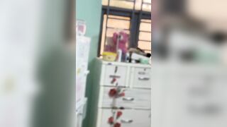 Vào phòng con gái vợ là sướng