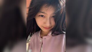 gái xinh đụ nhau cùng bạn trai dâm thủy đầy lồn