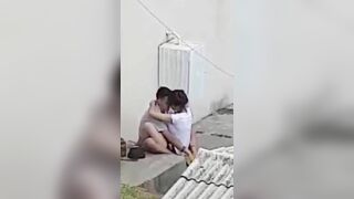 Lén lút đằng sau trường cực kích thíc