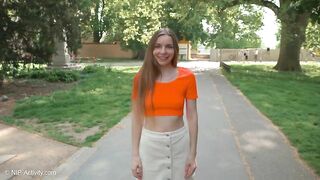 Gái xinh Loli, Public Khoả thân nơi công cộng Lộ Vú lồn cho người lạ xem