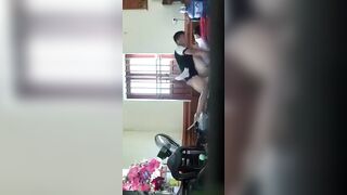 2 em học sinh mới lớn tranh thủ trưa tan học liền về nhà đè ra đụ k kịp cởi áo