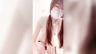 Gái xinh slave thủ dâm 40