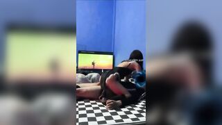 Dẫn e ghệ dâm về phòng cosplay hầu gái dâm cưỡi nhau là chính còn xem phim là phụ