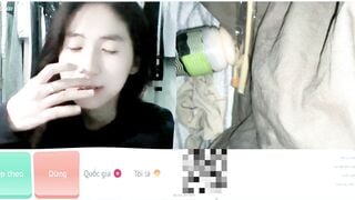 Ometv đặc biệt khẩu dâm và làm theo yêu cầu của em sinh viên năm nhất xinh như hoa