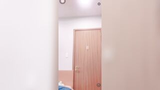 Lam vú to lồn múp thủ dâm móc lồn chảy nước dâm đãng phần 1
