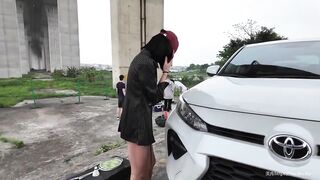 Cô gái có sở thích nude public 2