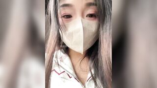 Em teen bím to cực múp thích show hàng public trg quán cf móc lồn rỉ nc ướt đẫm #1