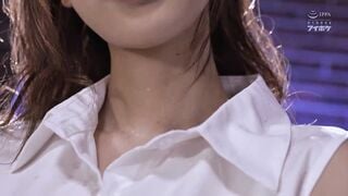 Chủ nhân ơi, tư thế này thật sự quá xấu hổ. Xin ngài mau đưa cu cho tôi đi！！！