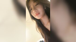 Teen Châu Á xinh gái bím hồng cưỡi cu bạn trai