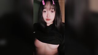 bé k10 phổng phao vú vê cứ tròn như này ai mà chịu được - phần 2