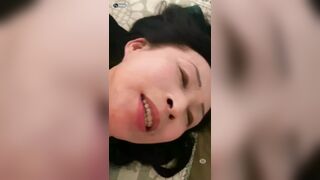Bác cả đi làm xa, thằng cháu ở nhà gạ địt bác gái