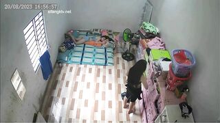 Hack cam động chứa mấy em karaoke tay vịn - 2