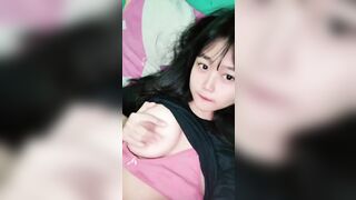 Huyền My k10 vừa đi hc về là em nó móc lồn liền