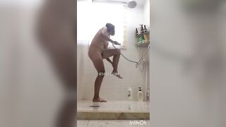 siêu phẩm quay lén mấy em bé loli non tơ đi tắm cực cuốn - phần 2