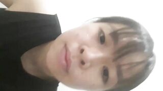 Bé Ngọc Mai lộ clip call sex thủ dâm với thằng bạn thân