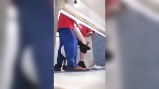 Cặp đôi đã có gia đình lén lút cặp bồ rồi lén lút đụ nhau trong công ty luôn.