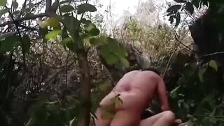 Địt con bạn đi vượt cùng ở ngày đường sướng cả cặc