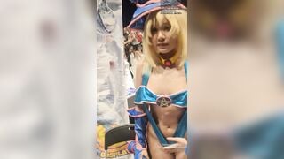 Lễ hội Cosplay Trung, Gái Xinh Khiêu Dâm Lộ Núm Vú Banh lồn