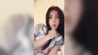 Gái xinh 2k7 khoe vú cho các chú xem 4