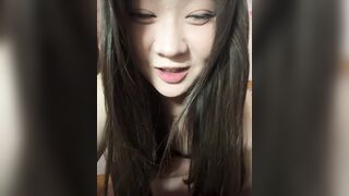 Em rau lồn to ngon live khoe hàng banh lồn thủ dâm kích thích phần2