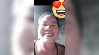 Mbbg call video cho trai trẻ xem vú lồn dâm đãng